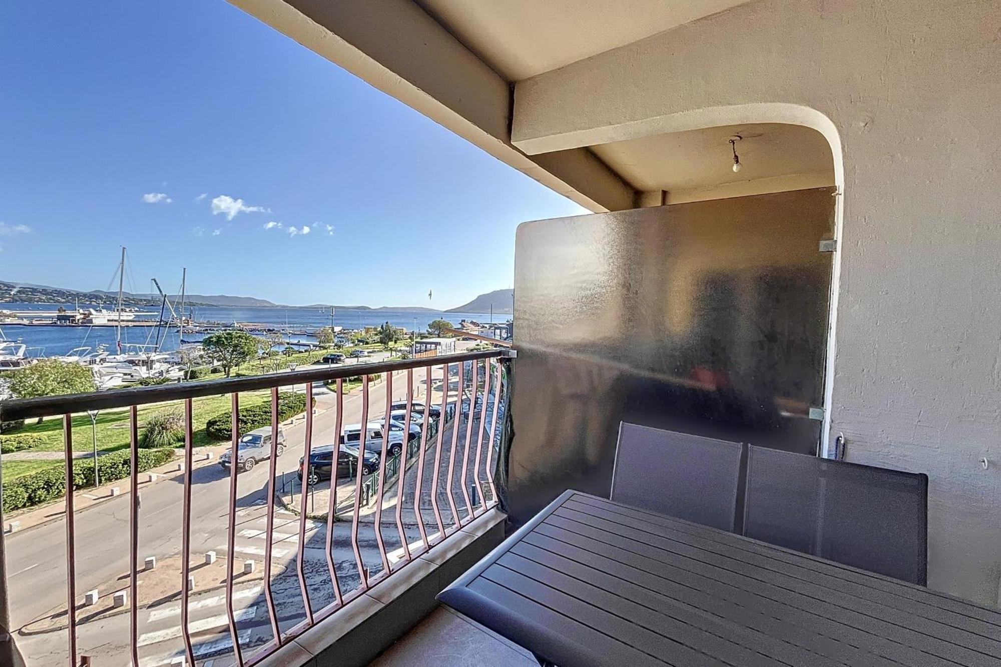 Pretty Cocoon With Harbour View Apartment Порто-Векио Екстериор снимка