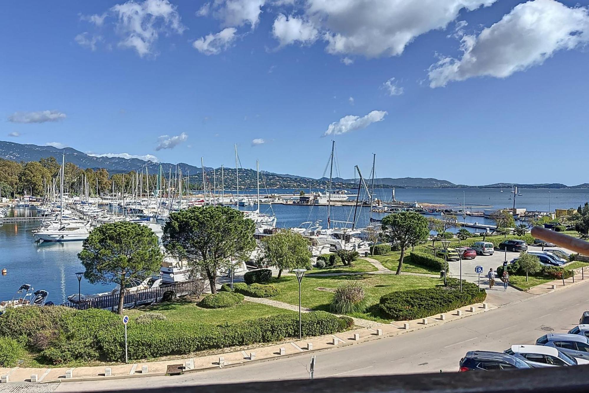 Pretty Cocoon With Harbour View Apartment Порто-Векио Екстериор снимка